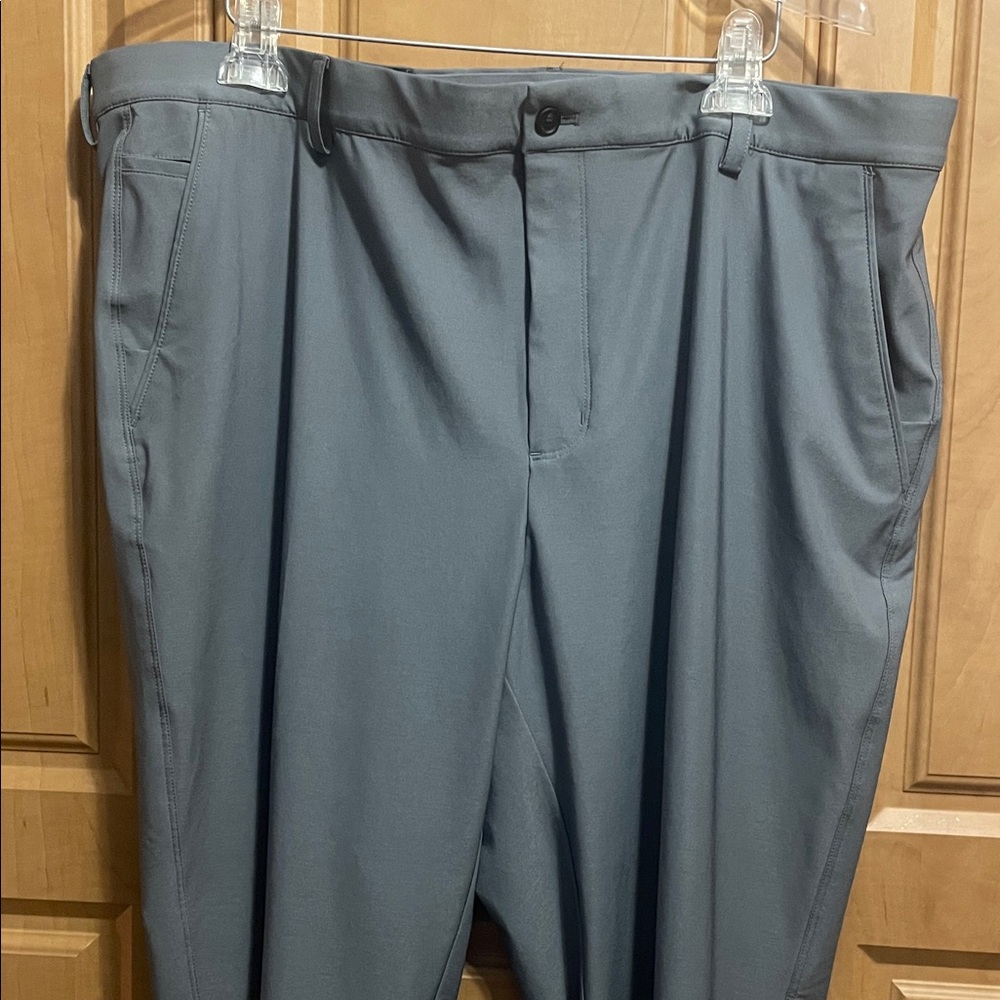 Greg Norman Performance Gray Men's Golf Dress Pants 42 x 30